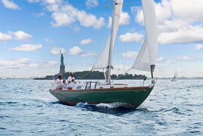 Yacht 14 Statue